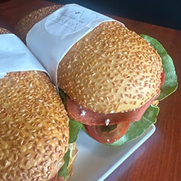 BLT